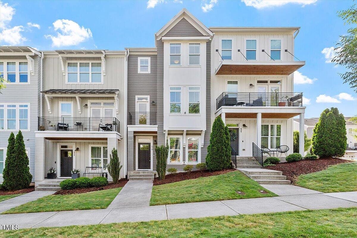 630 Watauga St Raleigh, NC 27604 - Thumbnail 2