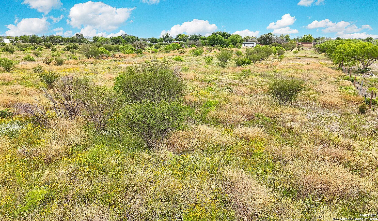 302 Private Road 5726 #10 Devine, TX 78016 - Thumbnail 2