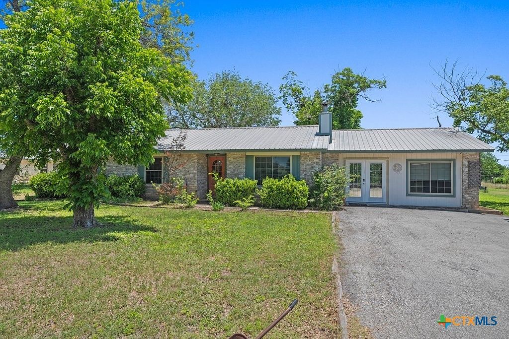 1961 Bolton Rd Marion, TX 78124, 78124