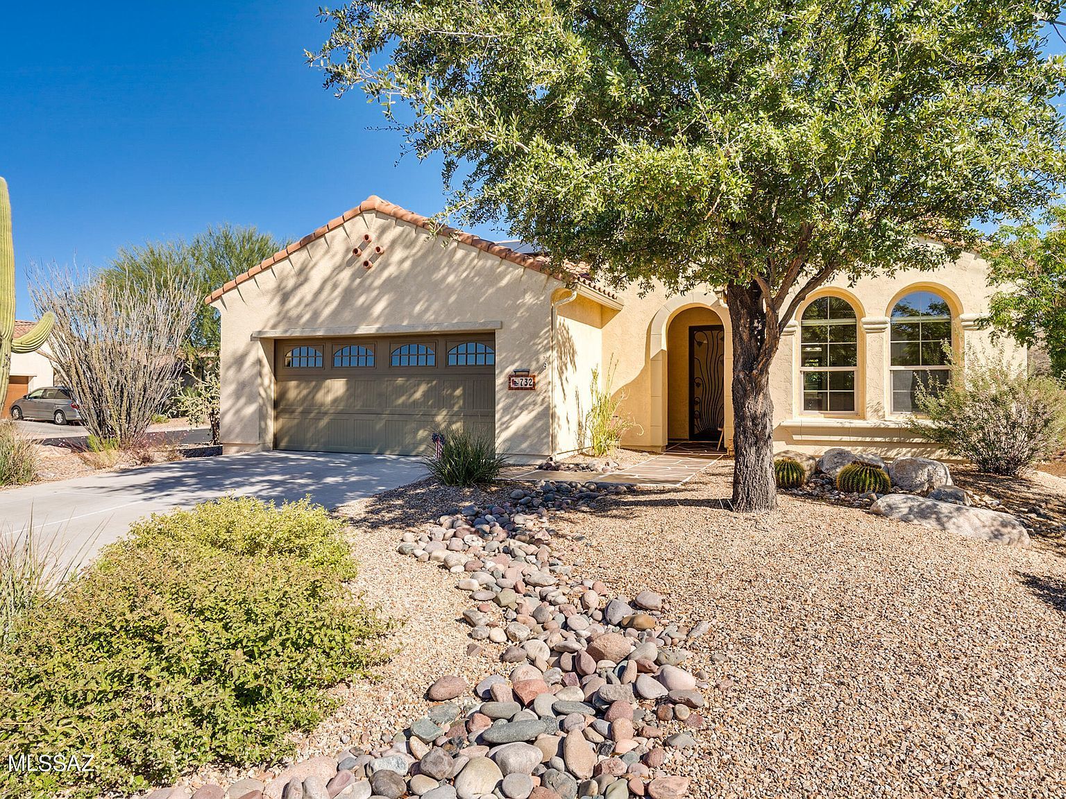 732 N Moana Dr Green Valley, AZ 85614 - Thumbnail 2