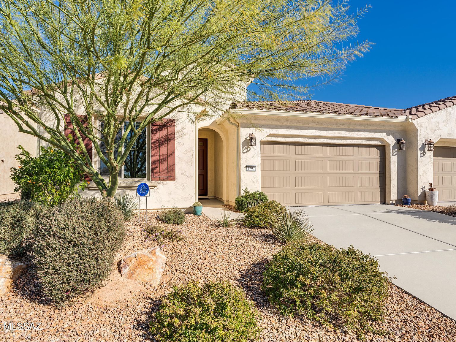 1297 E Basalt Dr Green Valley, AZ 85614 - Thumbnail 2