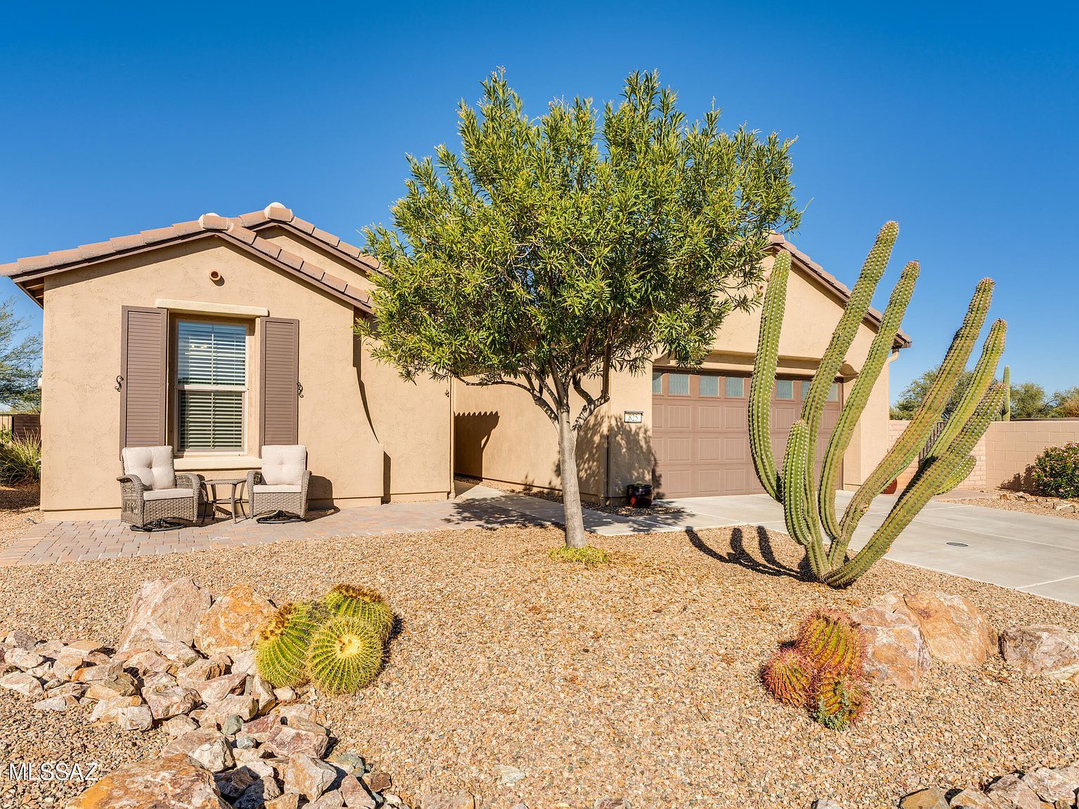 825 N Copper View Dr Green Valley, AZ 85614 - Thumbnail 2