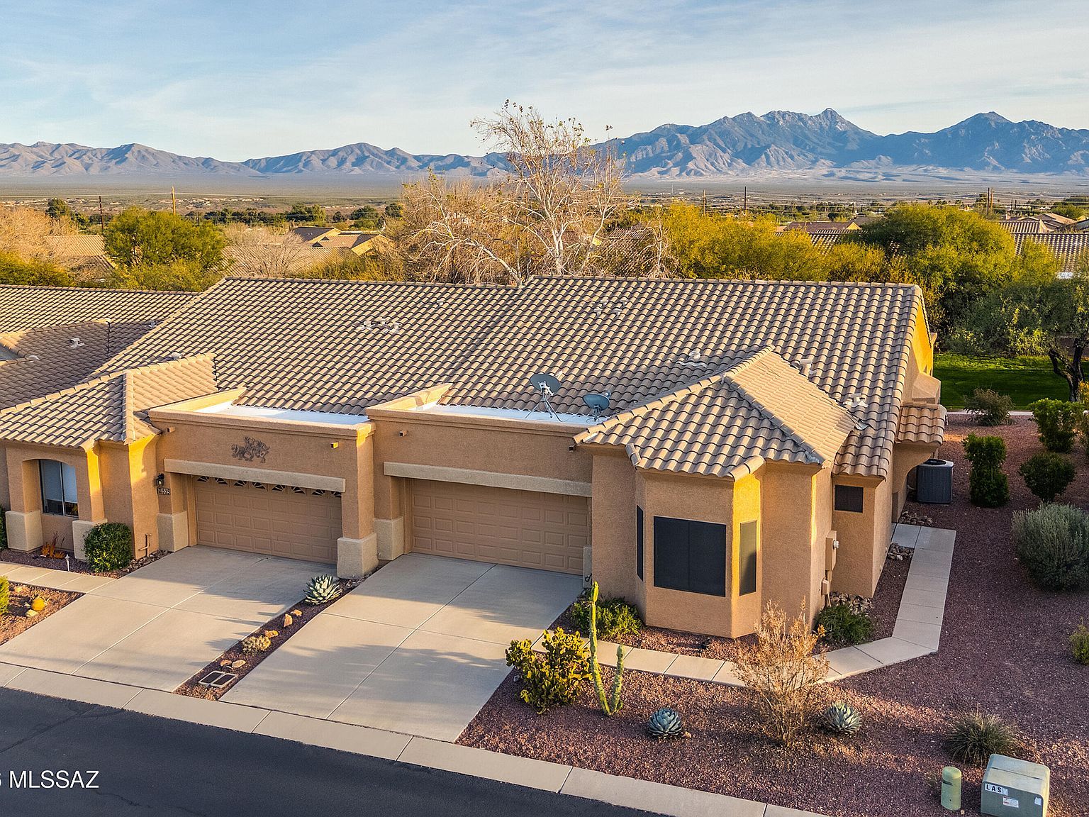 531 W Aspenwood St Green Valley, AZ 85614 - Thumbnail 2