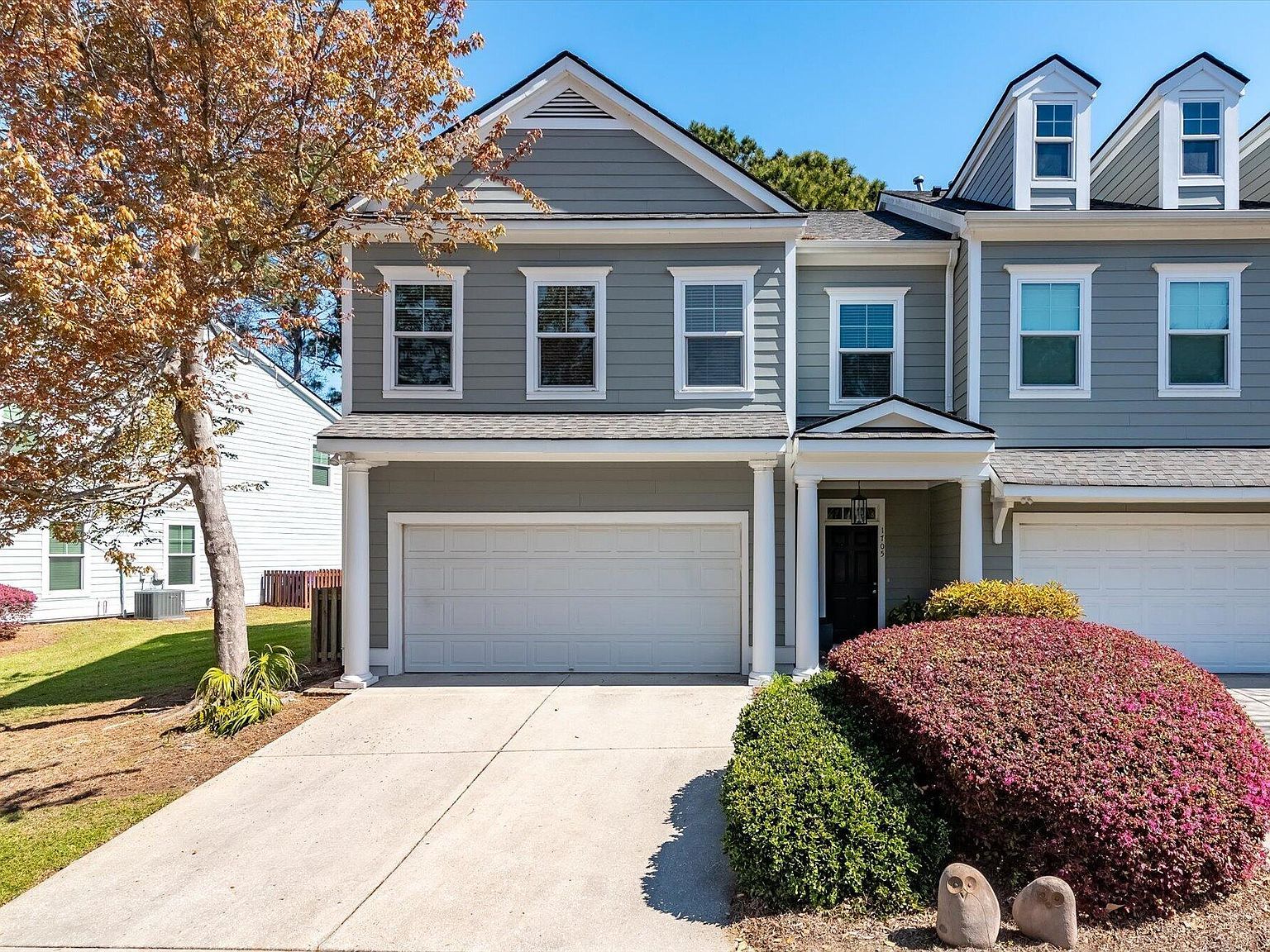 1705 Blalock St Mount Pleasant, SC 29466 - Thumbnail 2