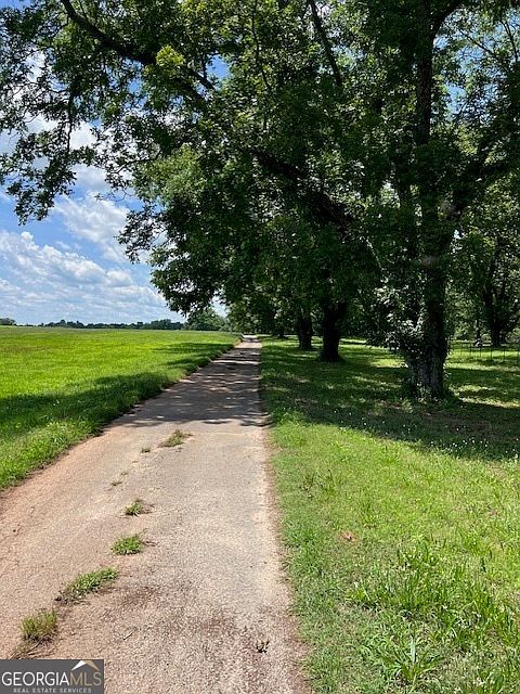 704 Old Milner Rd Barnesville, GA 30204 - Thumbnail 2