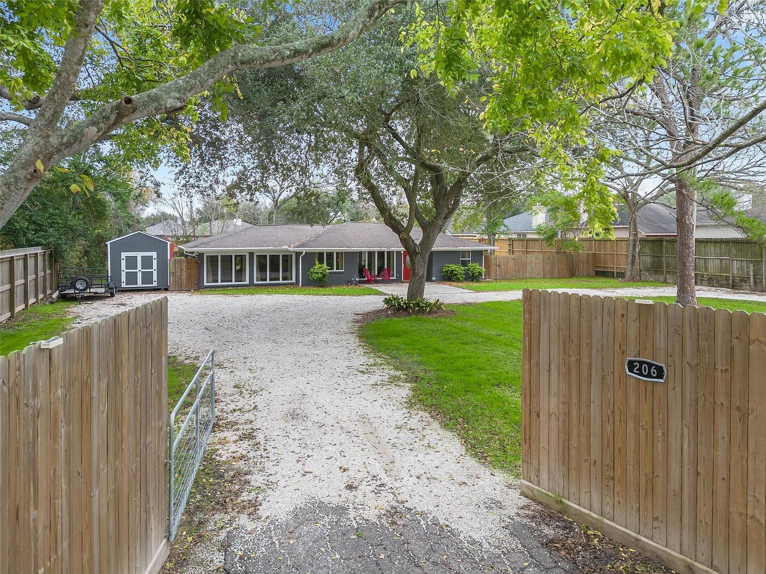 206 Texas Ave League City, TX 77573 - Thumbnail 2