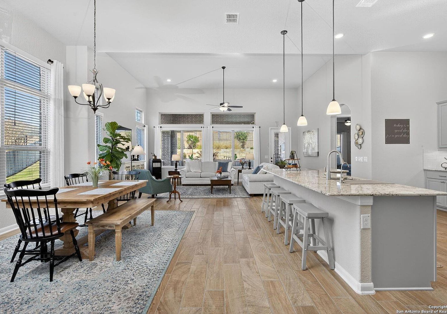 12855 Fort Hancock San Antonio, TX 78245 - Thumbnail 2