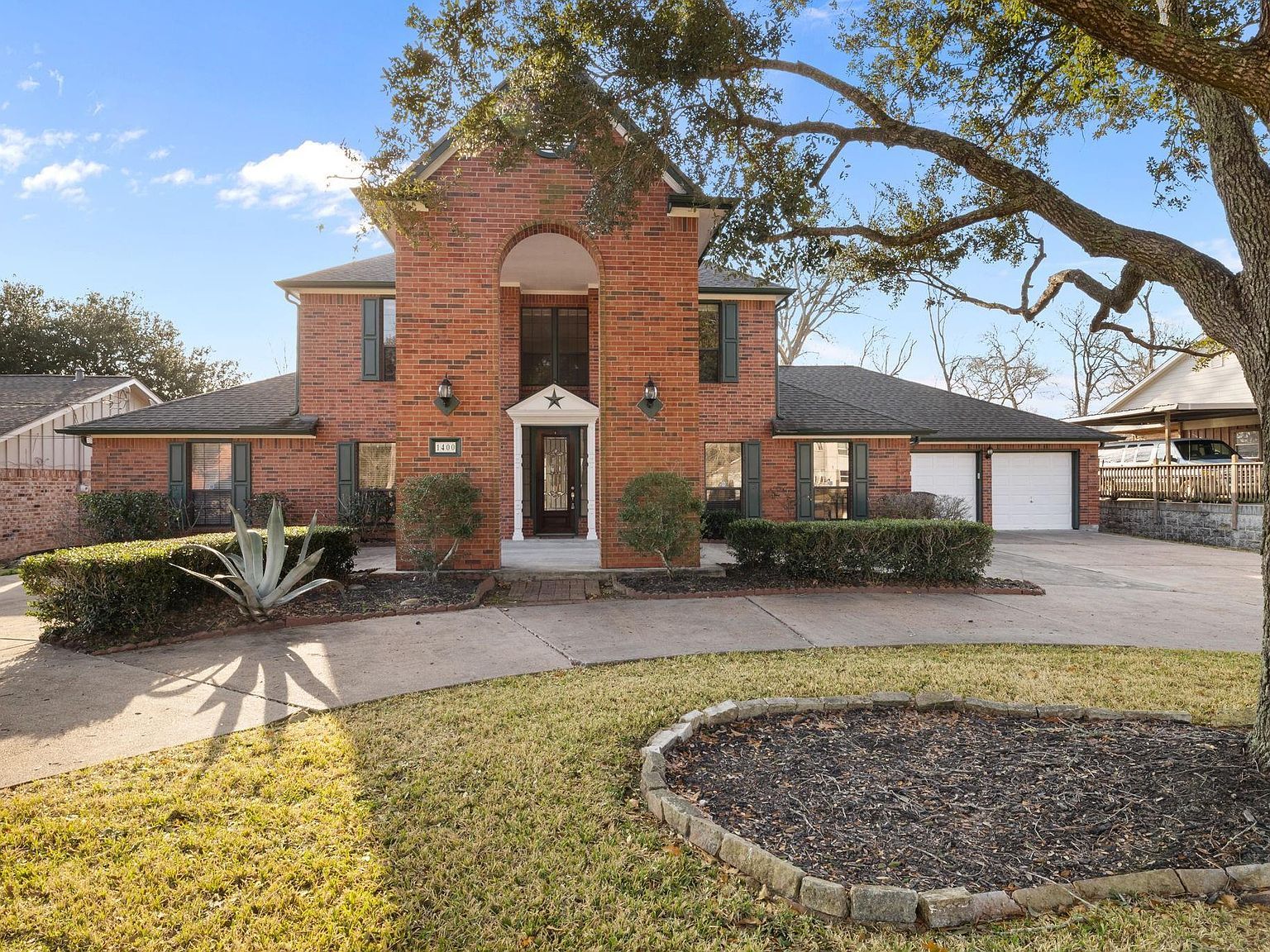 1400 Oak Hollow Dr Dickinson, TX 77539 - Thumbnail 2