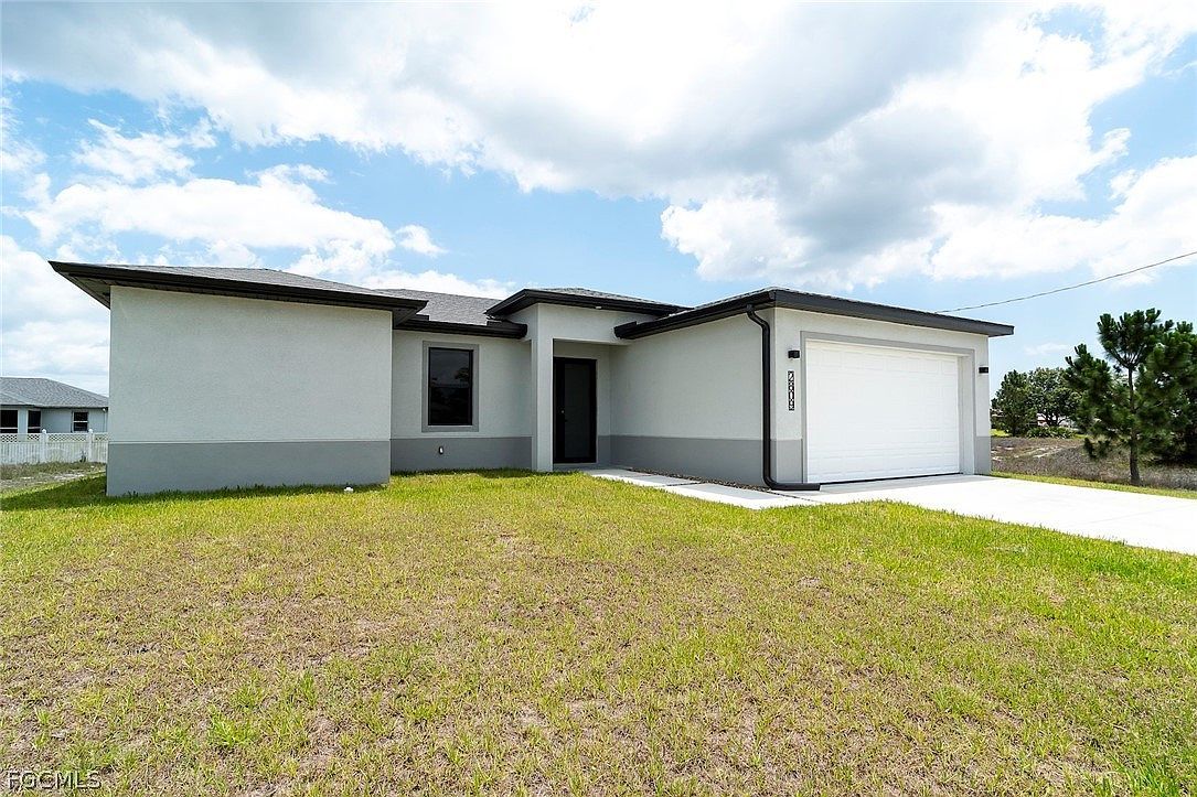 2907 Colin Ave S Lehigh Acres, FL 33976 - Thumbnail 2