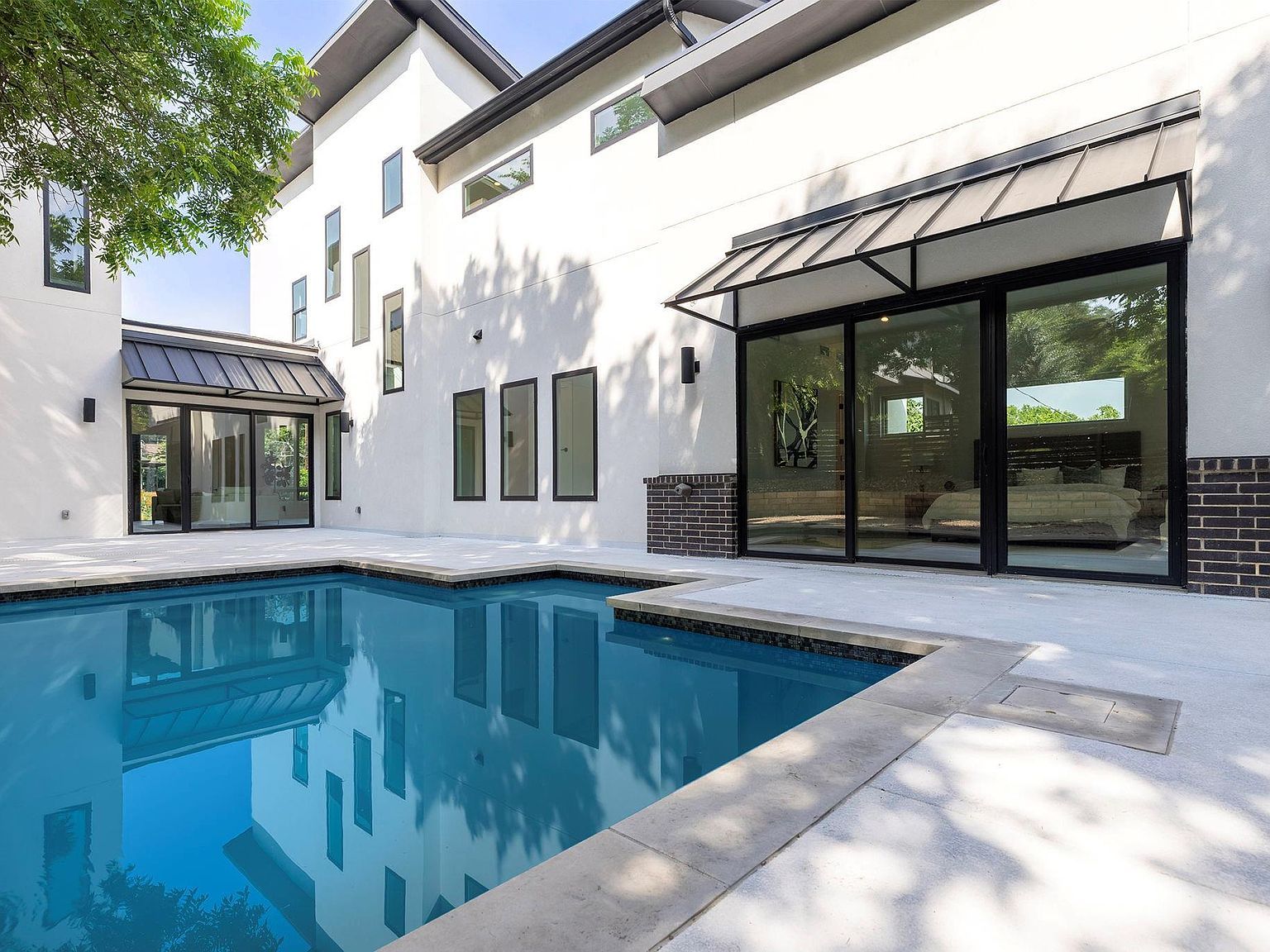 1119 Fairmount Ave Austin, TX 78704 - Thumbnail 2