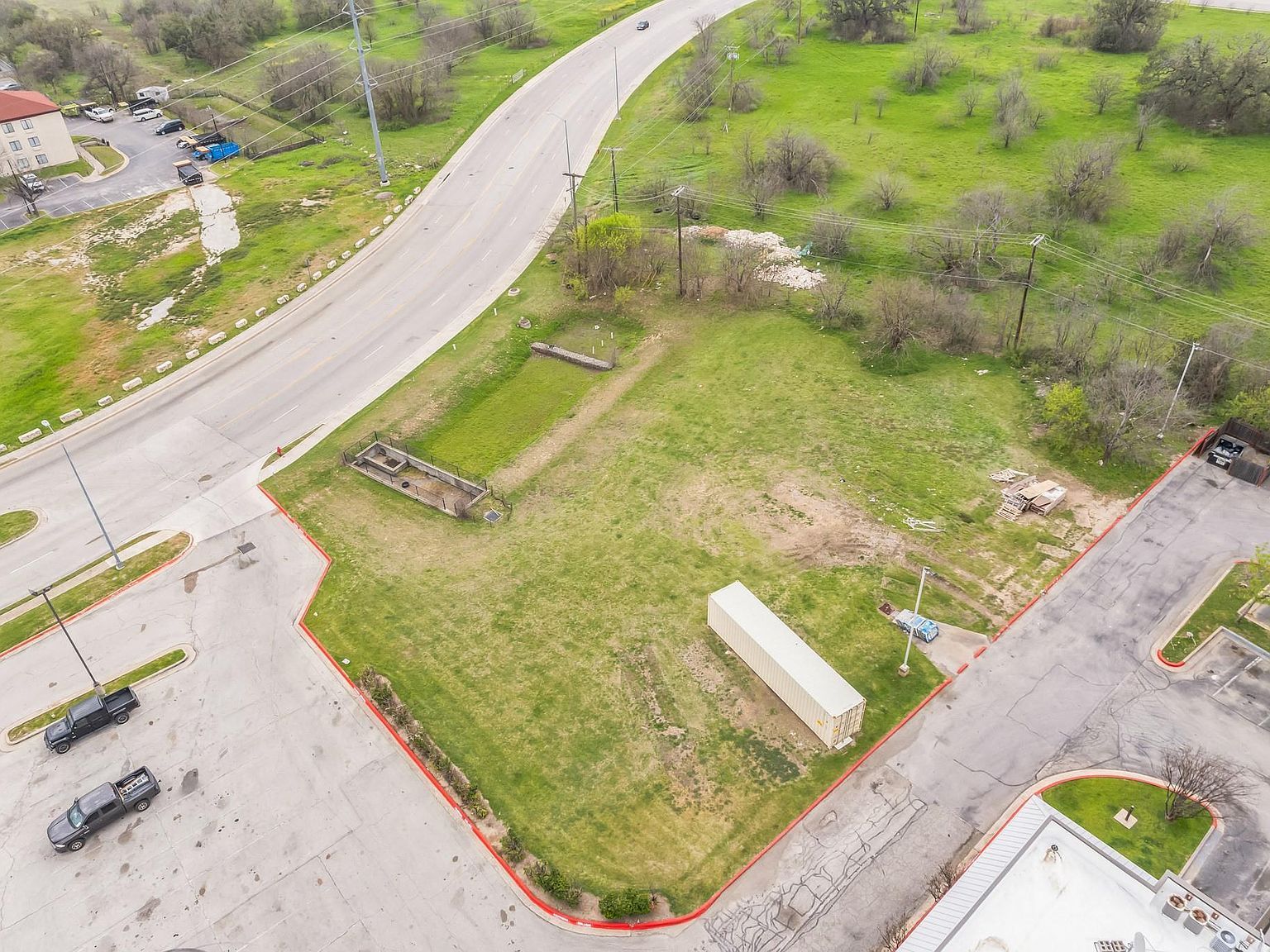 350 Chisholm Pkwy Round Rock, TX 78681 - Thumbnail 2