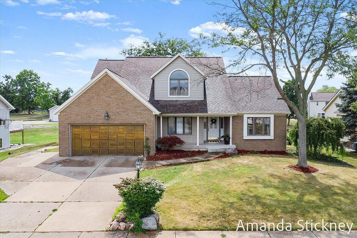 6751 Vantage Dr SE Caledonia, MI 49316 - Thumbnail 2