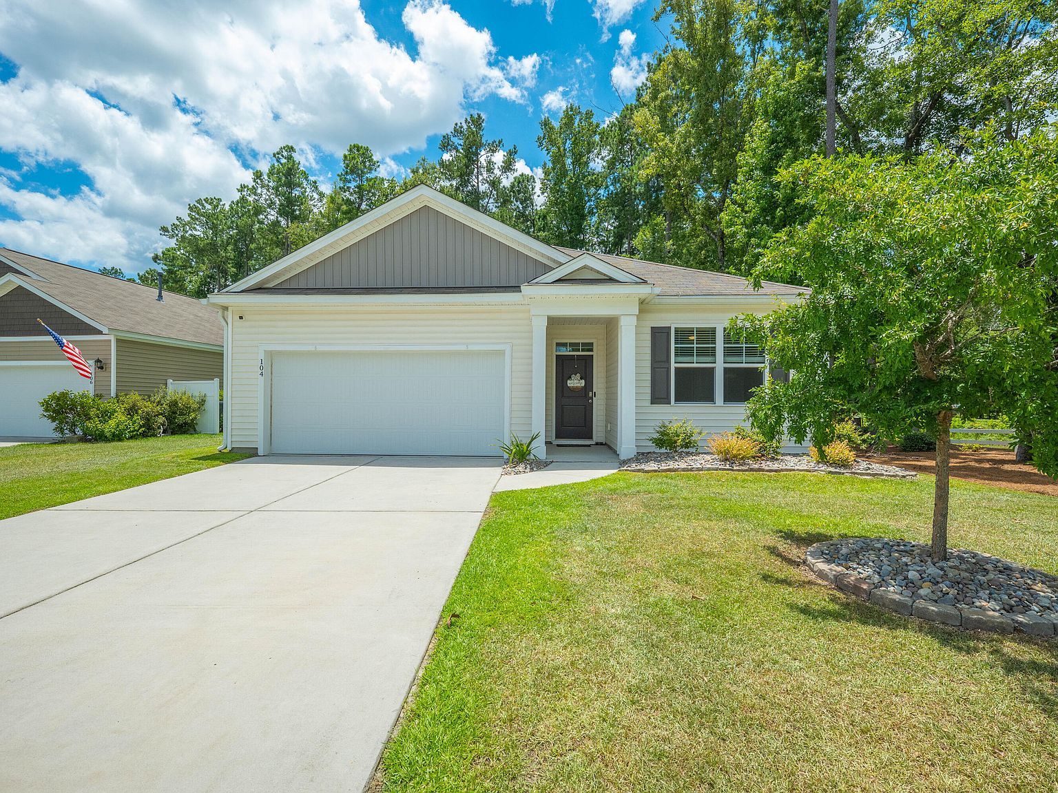 104 Rusting Link Rd Summerville, SC 29483 - Thumbnail 2