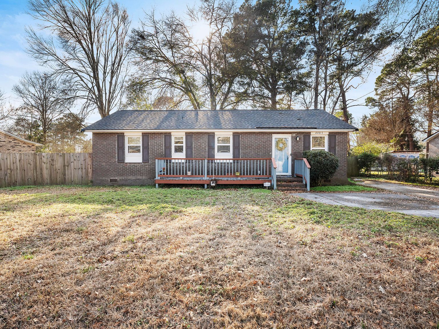 4405 Clovewood St Ladson, SC 29456 - Thumbnail 2