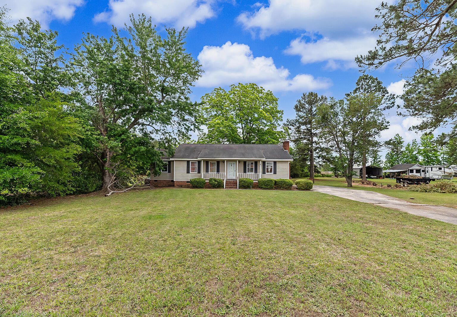 571 Hodges Dr Orangeburg, SC 29118  | Single Family