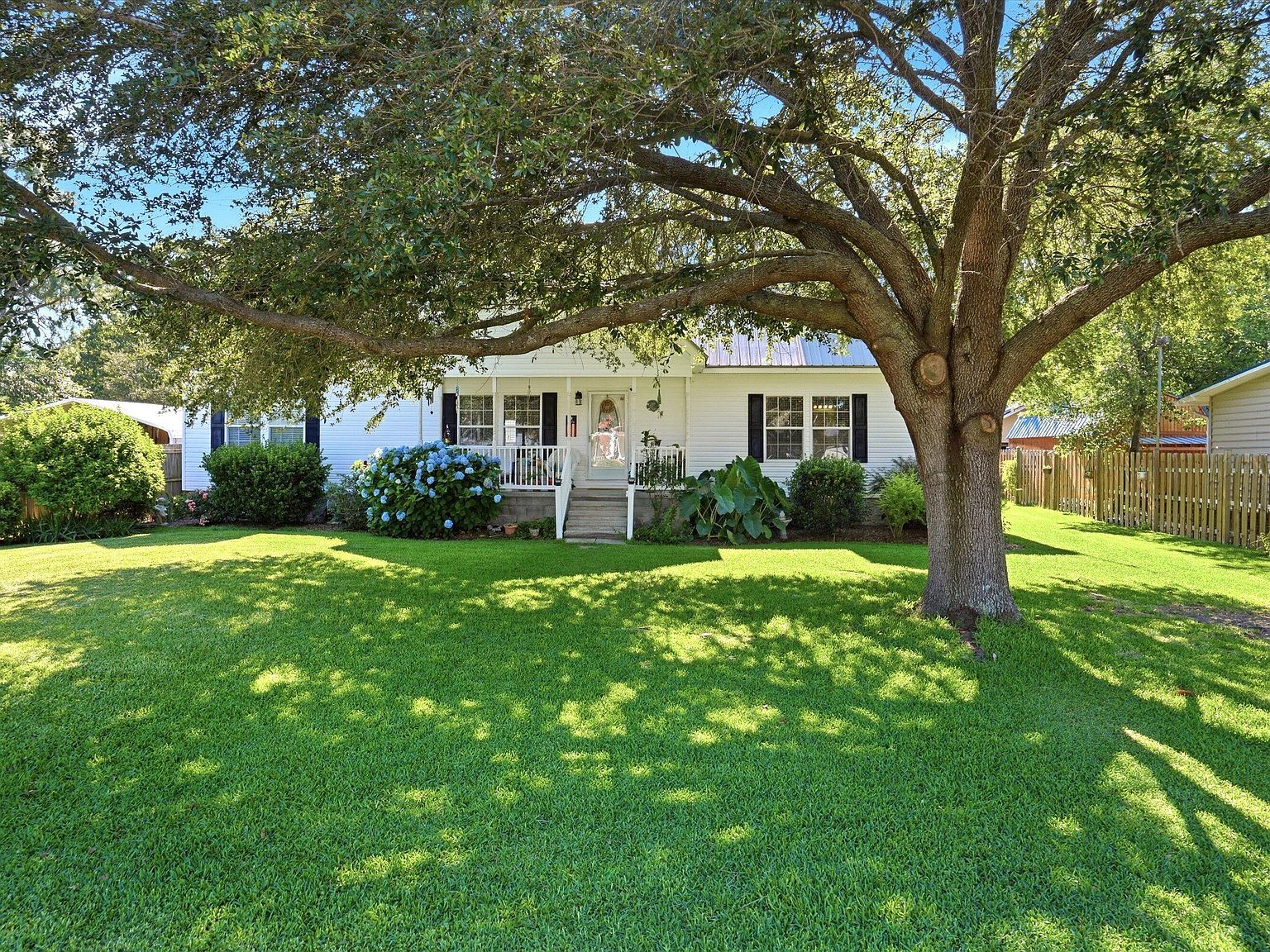 116 Sparrow St Bonneau, SC 29431 | Single Family