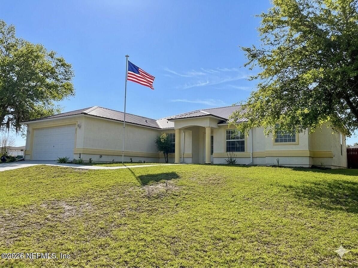203 Village Dr Welaka, FL 32193  | Single Family