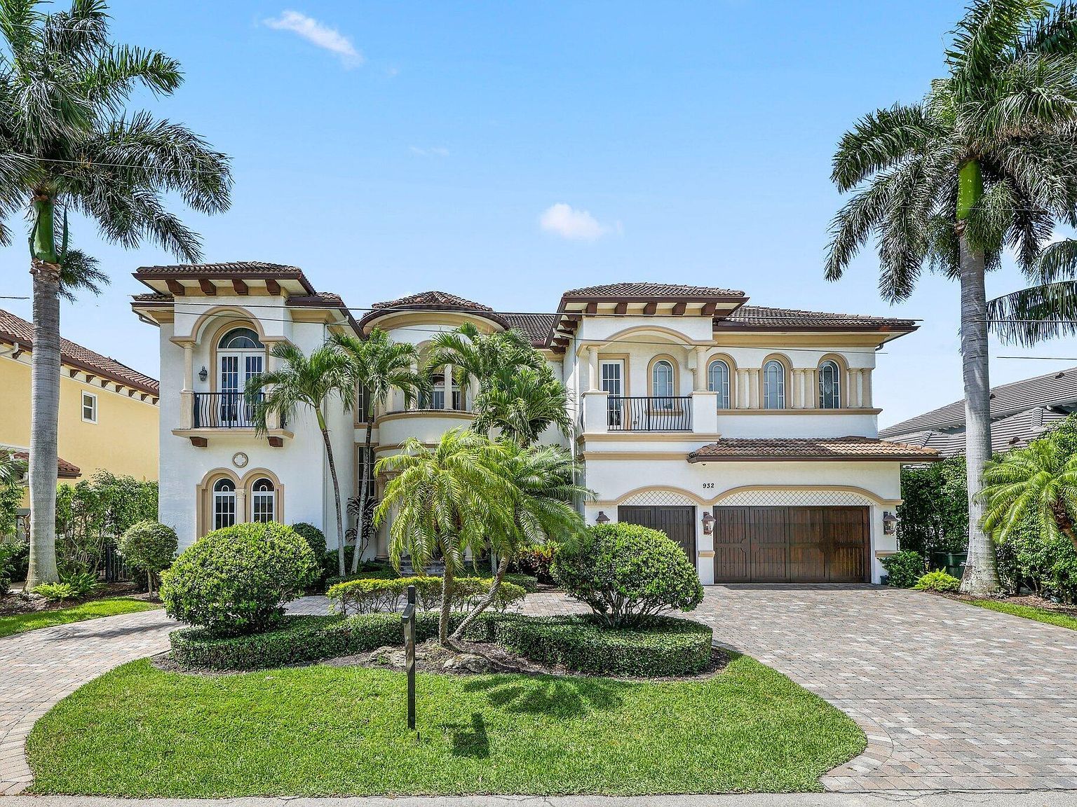 932 Banyan Dr Delray Beach, FL 33483 - Thumbnail 2