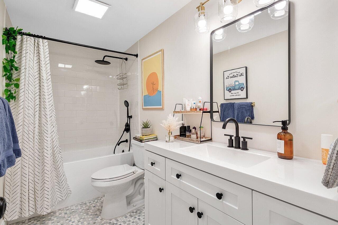 2455 NE 51st St #E-102 Fort Lauderdale, FL 33308 - Thumbnail 2