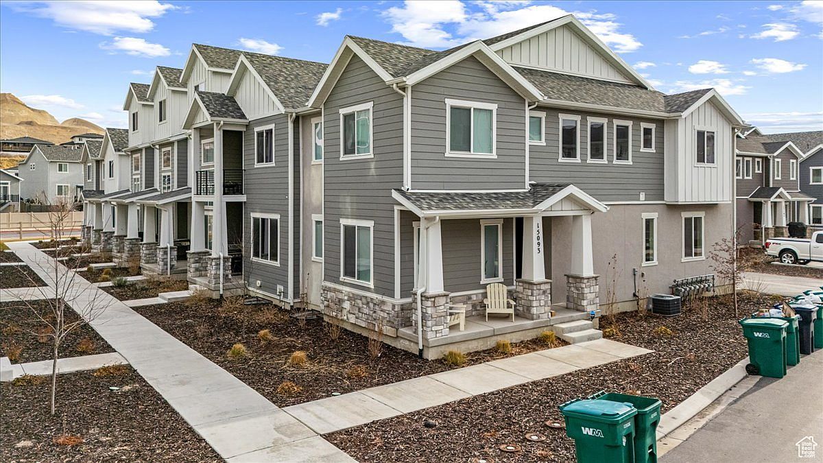 15091 S Reins Way W Riverton, UT 84065 - Thumbnail 2