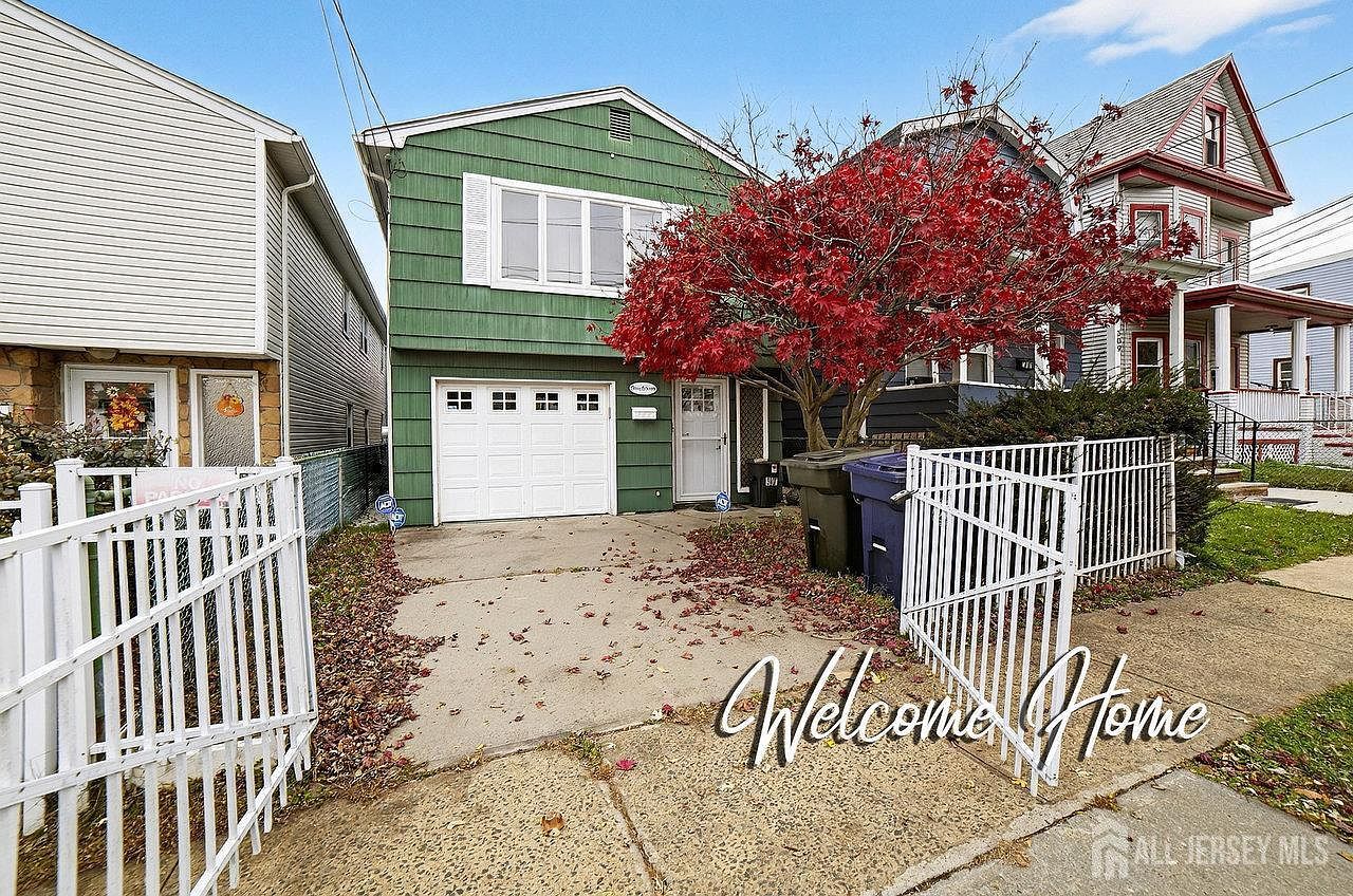 307 Sutton St Perth Amboy, NJ 08861 - Thumbnail 2