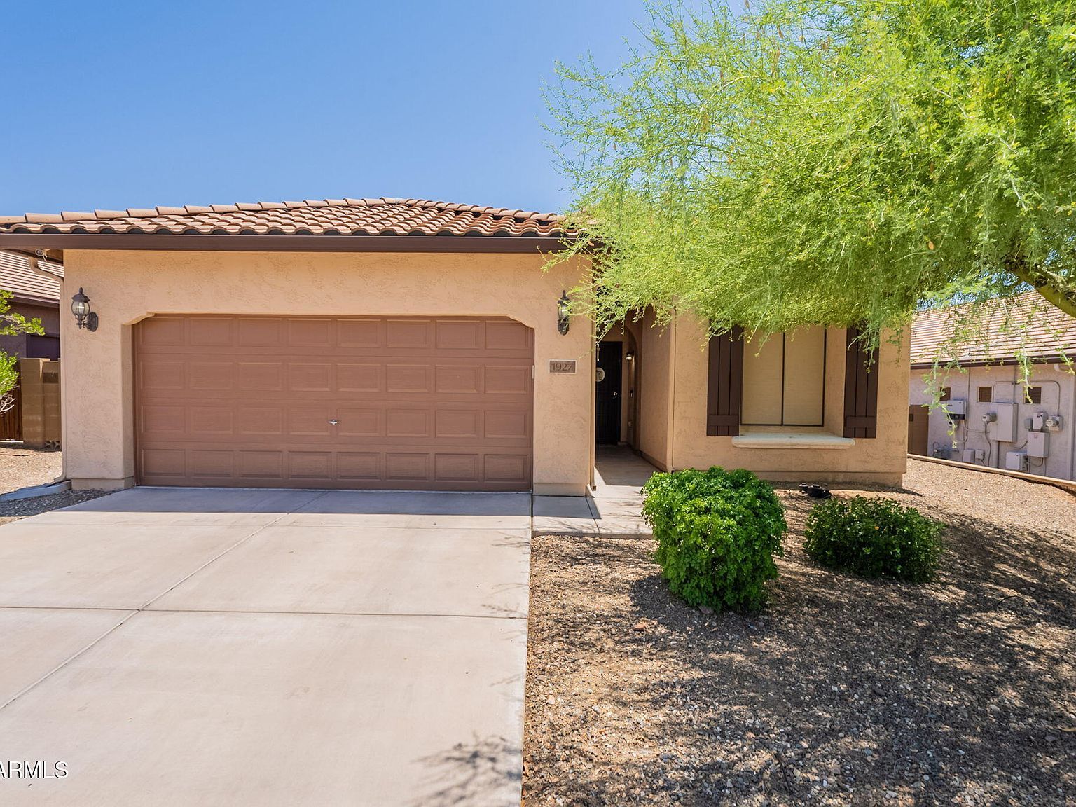 1927 W Mine Trl Phoenix, AZ 85085 - Thumbnail 2