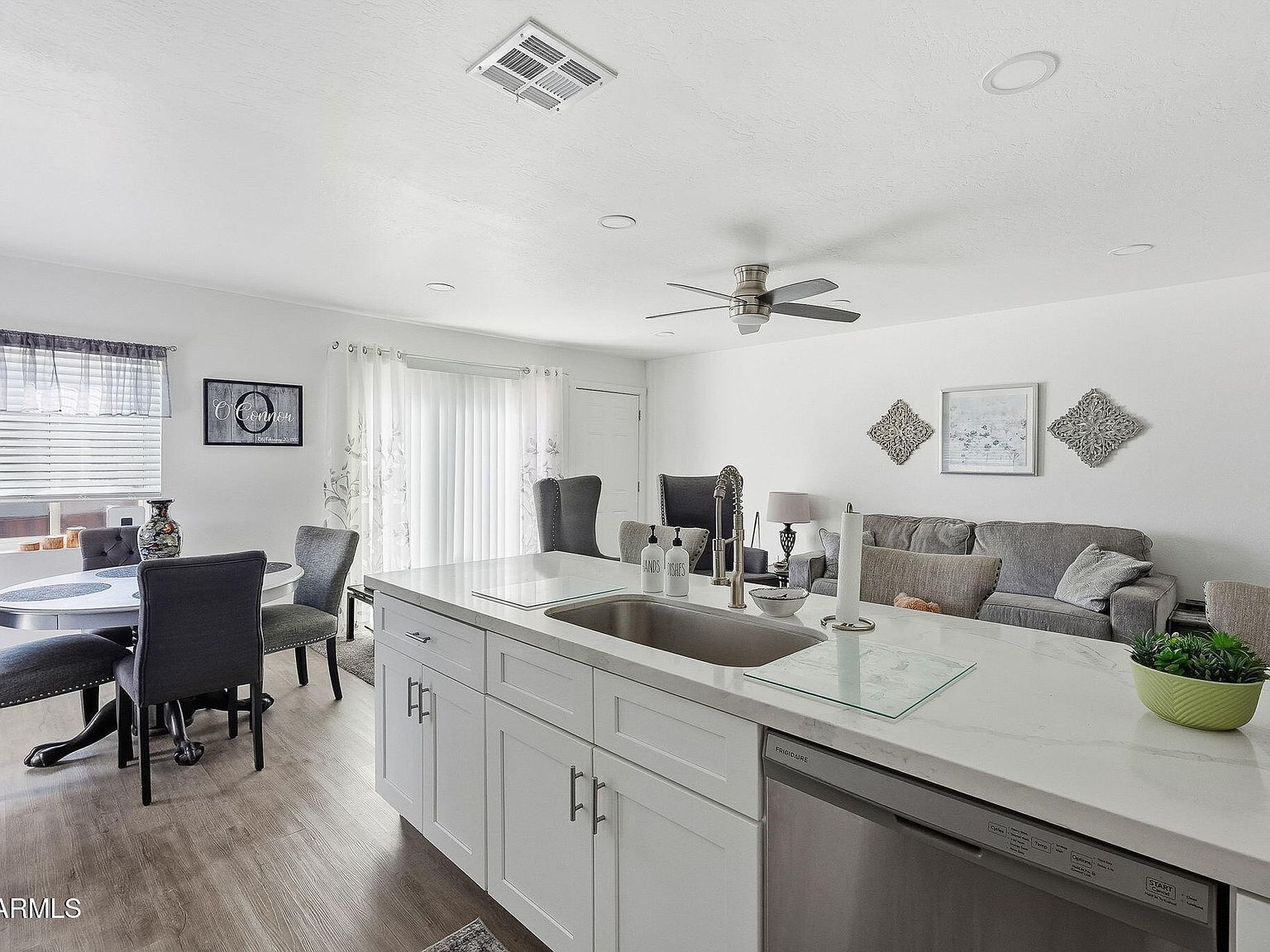 1916 W Morningside Dr UNIT 66 Phoenix, AZ 85023 - Thumbnail 2