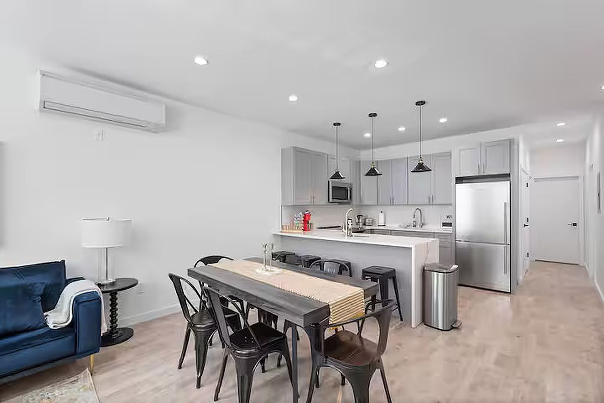 984 Lincoln Pl Floor 2 Brooklyn, NY 11213  | Multi Family