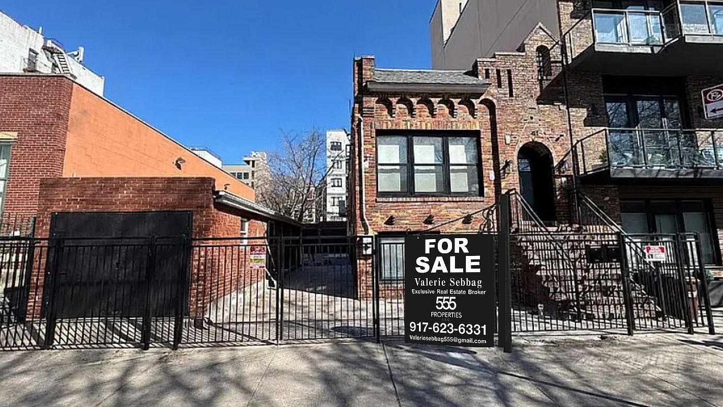 417 Maple St UNIT 1 Brooklyn, NY 11225 - Thumbnail 2