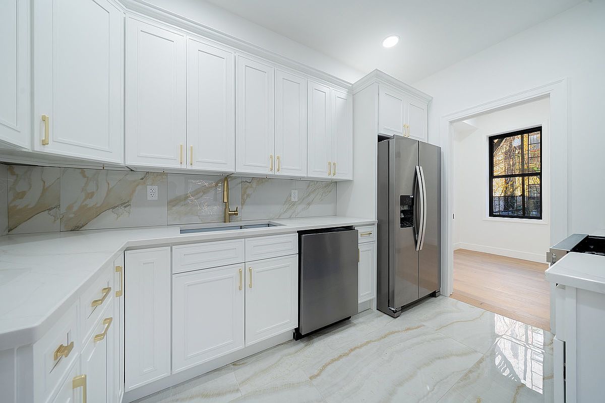 1277 Lincoln Pl APT 6 Brooklyn, NY 11213 - Thumbnail 2