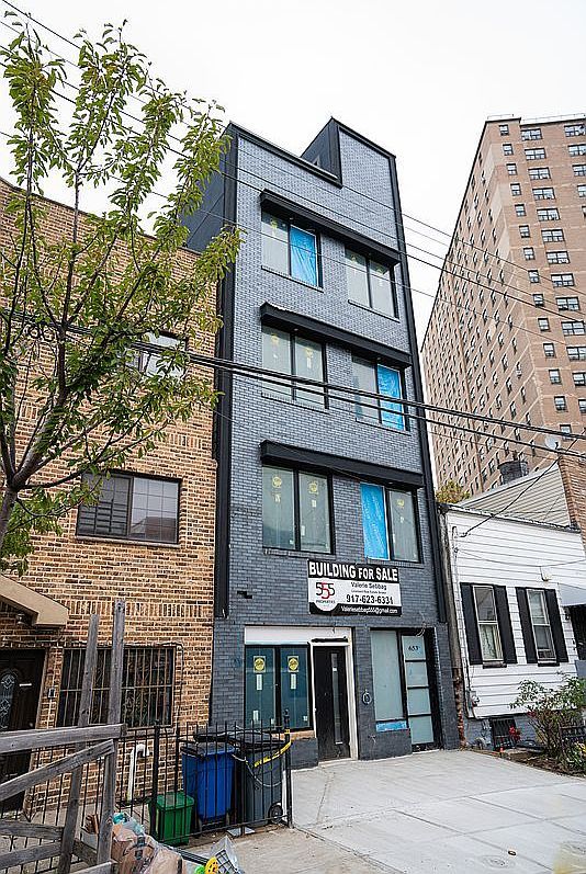 653 Maple St #3 Brooklyn, NY 11203 - Thumbnail 2