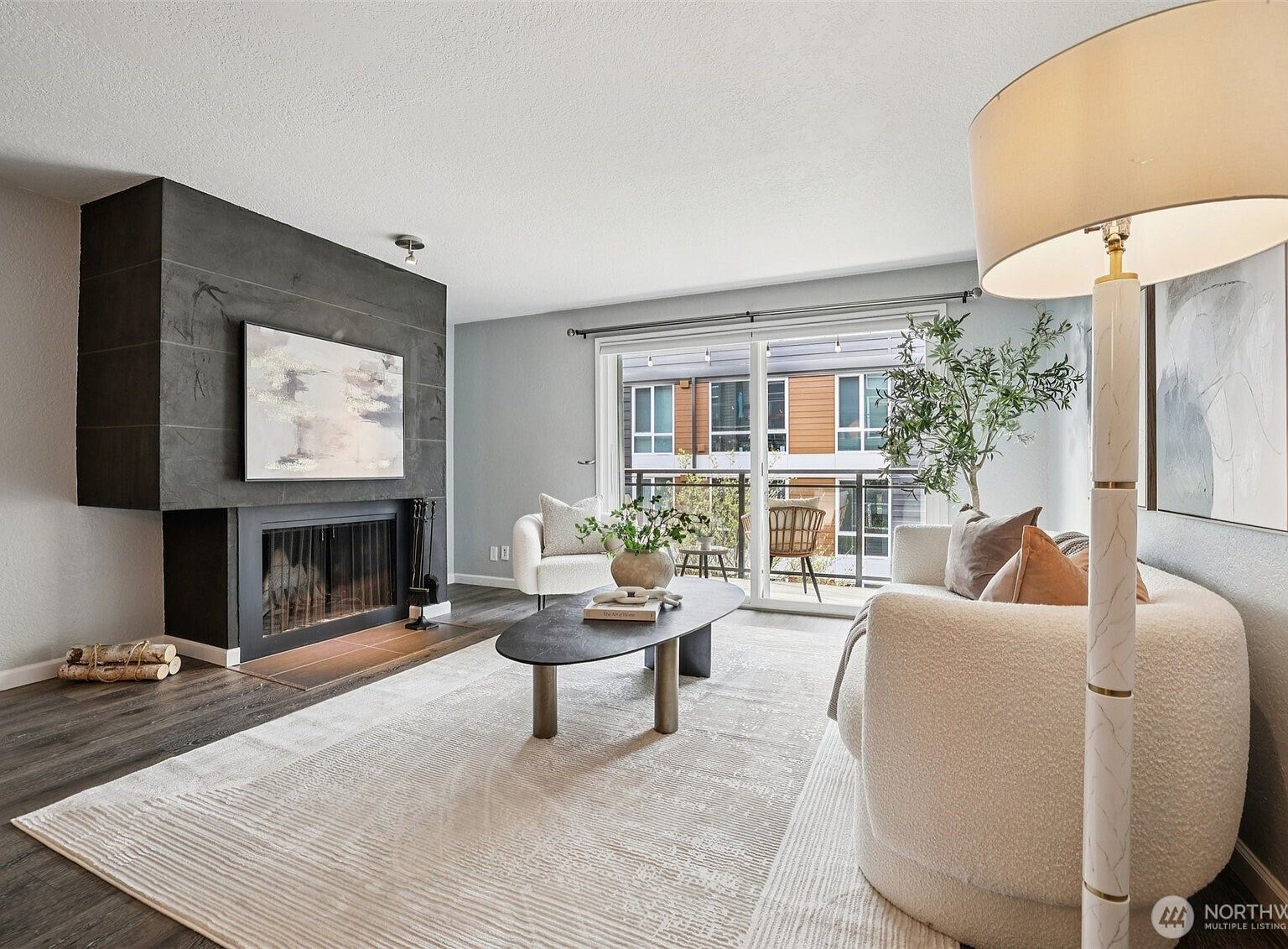 2219 14th Ave W APT 304 Seattle, WA 98119 | Condominium
