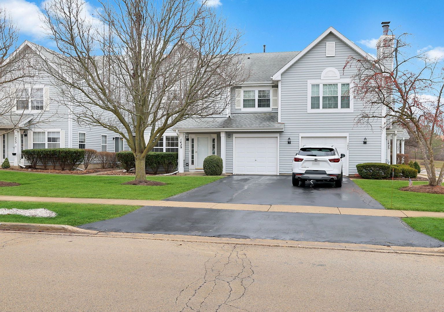 1429 Orleans Dr #1429 Mundelein, IL 60060 - Thumbnail 2