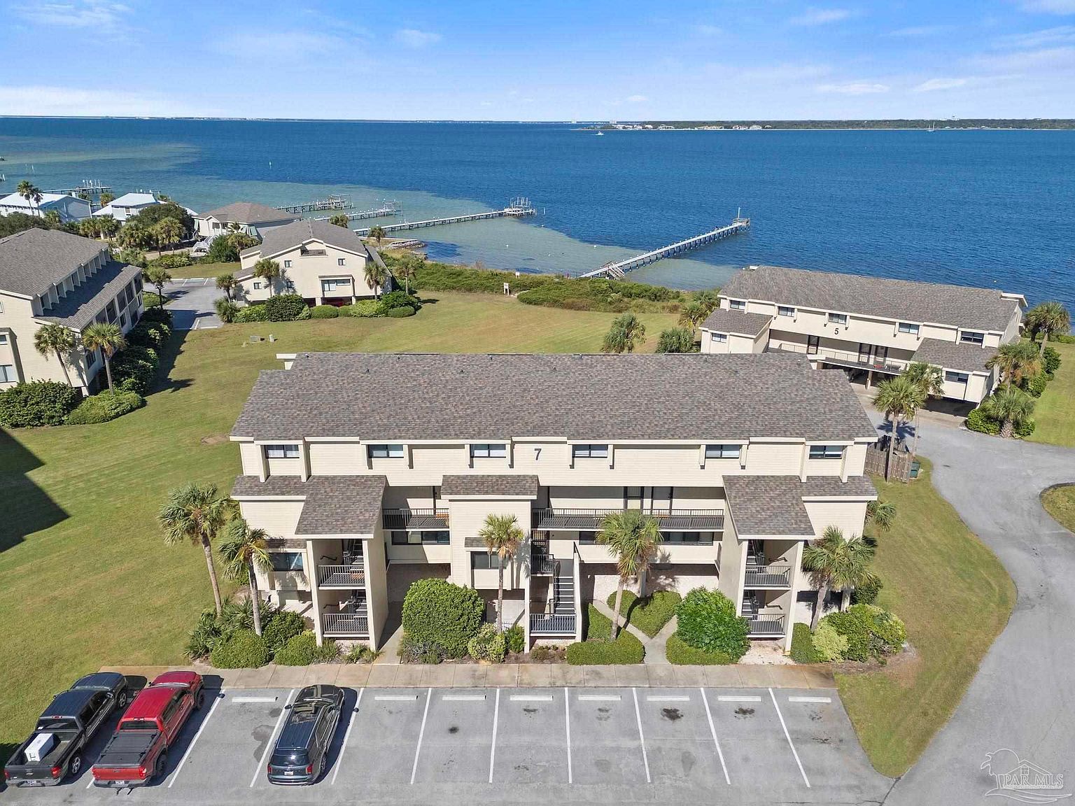 900 Fort Pickens Rd APT 721 Pensacola Beach, FL 32561 - Thumbnail 2