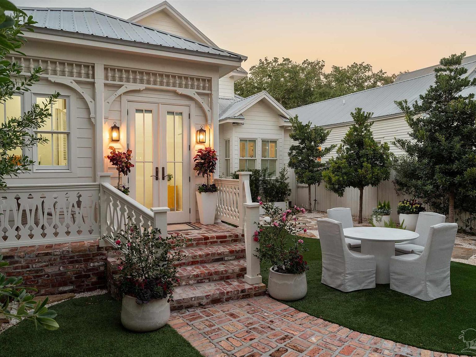 433 E Zarragossa St Pensacola, FL 32502 - Thumbnail 2