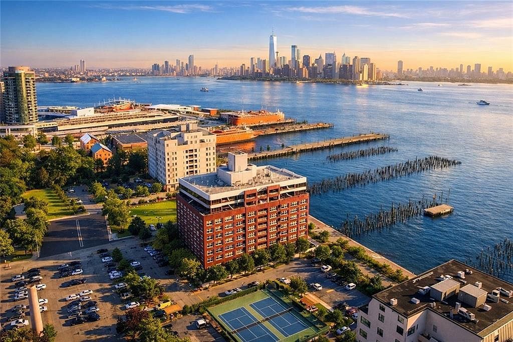 80 Bay Street Lndg APT 6L Staten Island, NY 10301 - Thumbnail 2