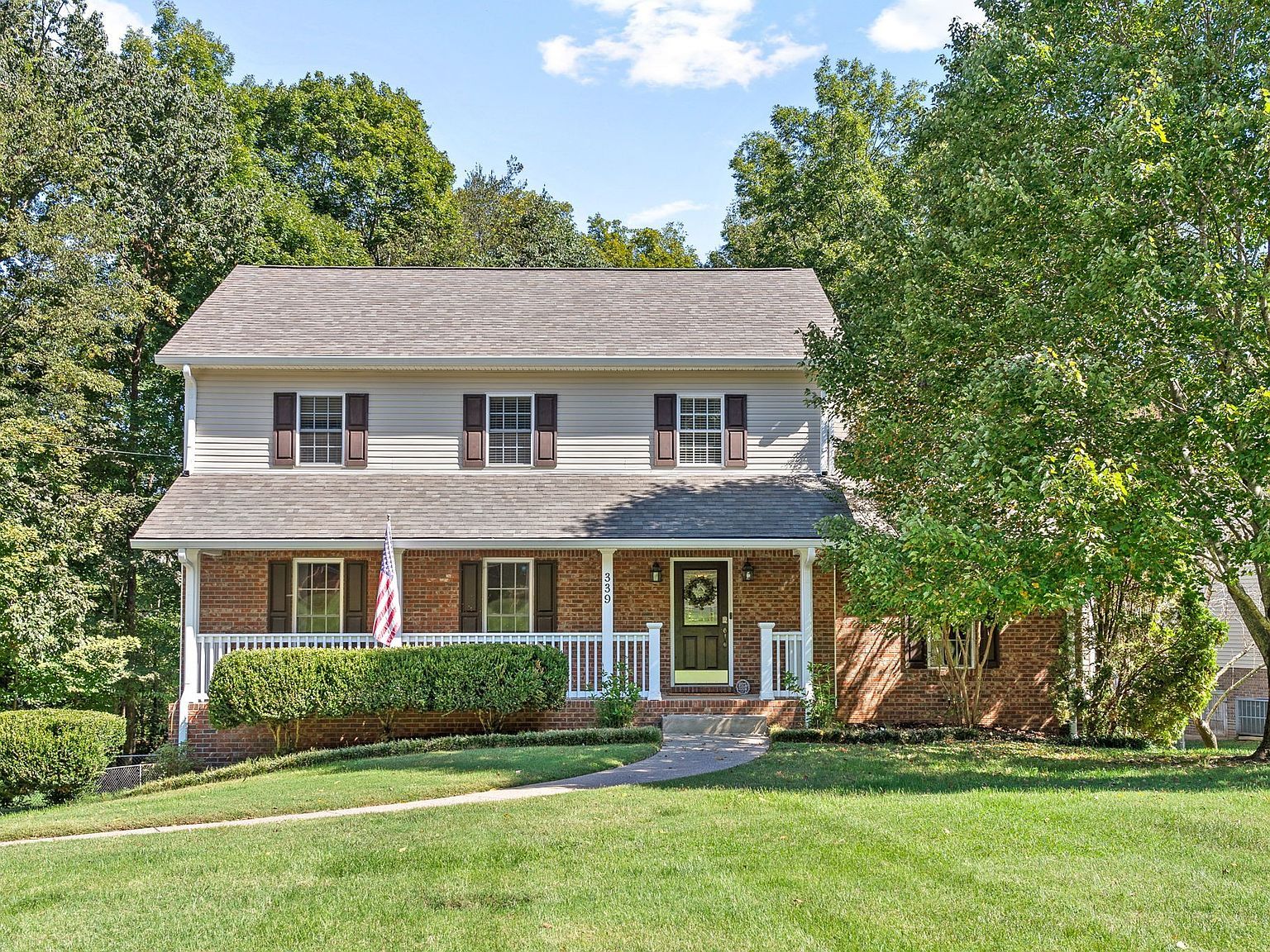 339 Wells Ct Clarksville, TN 37043 - Thumbnail 2