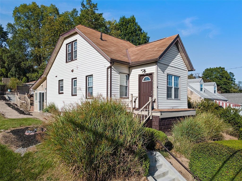 4 Pioneer Ave Pittsburgh, PA 15229 - Thumbnail 2