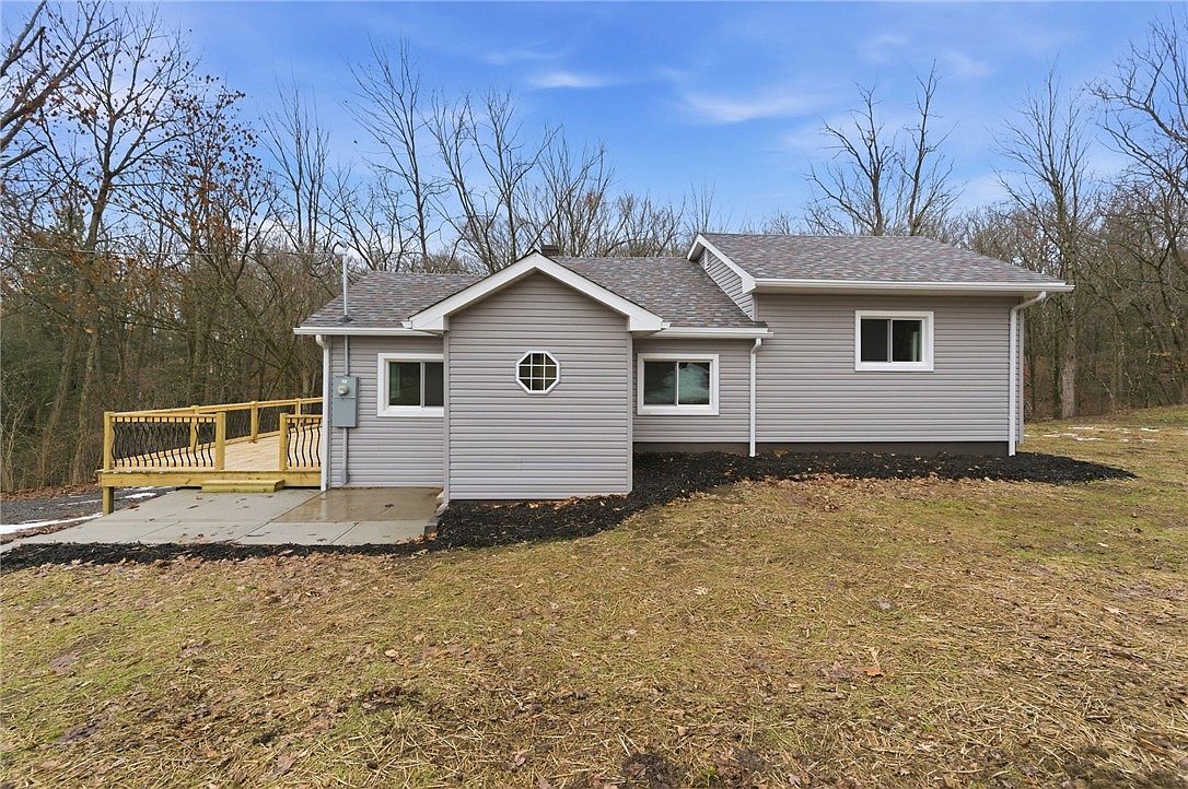 2421 Graceland Rd New Castle, PA 16105 - Thumbnail 2