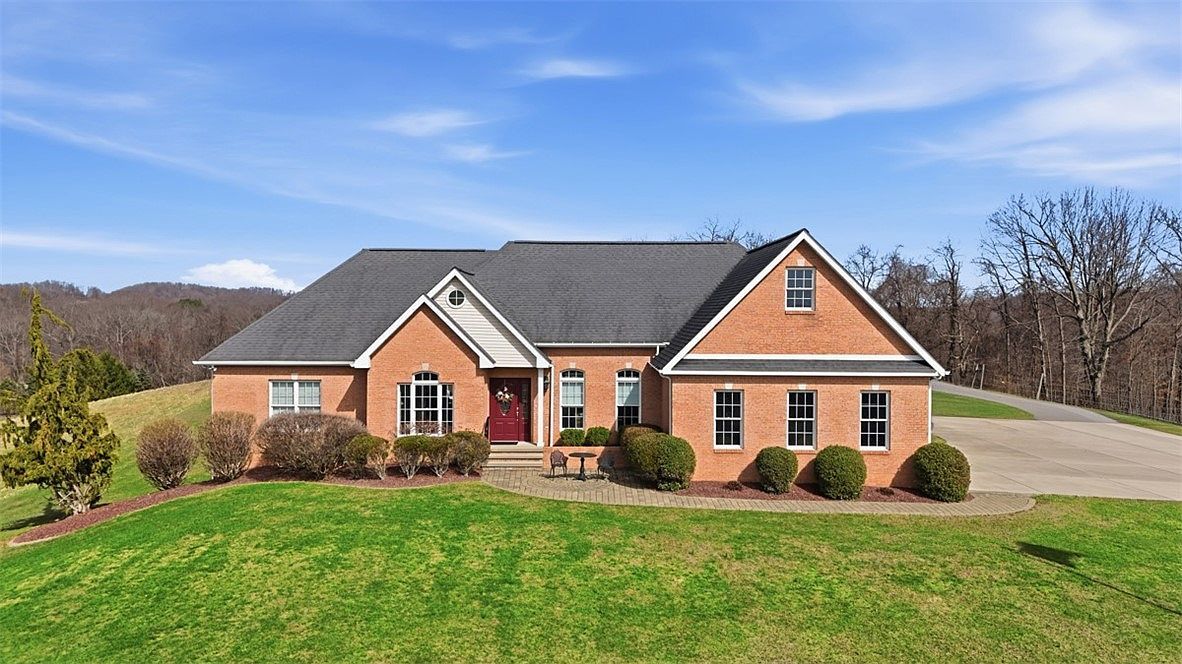 148 Stonegate Dr Leechburg, PA 15656  | Single Family