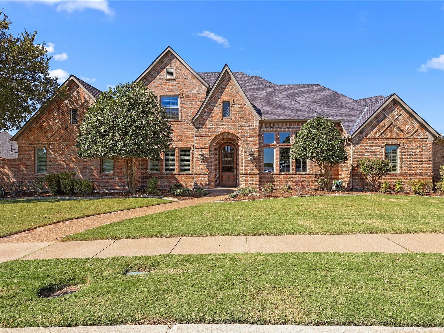 2021 Kings Pass Heath, TX 75032 - Thumbnail 2