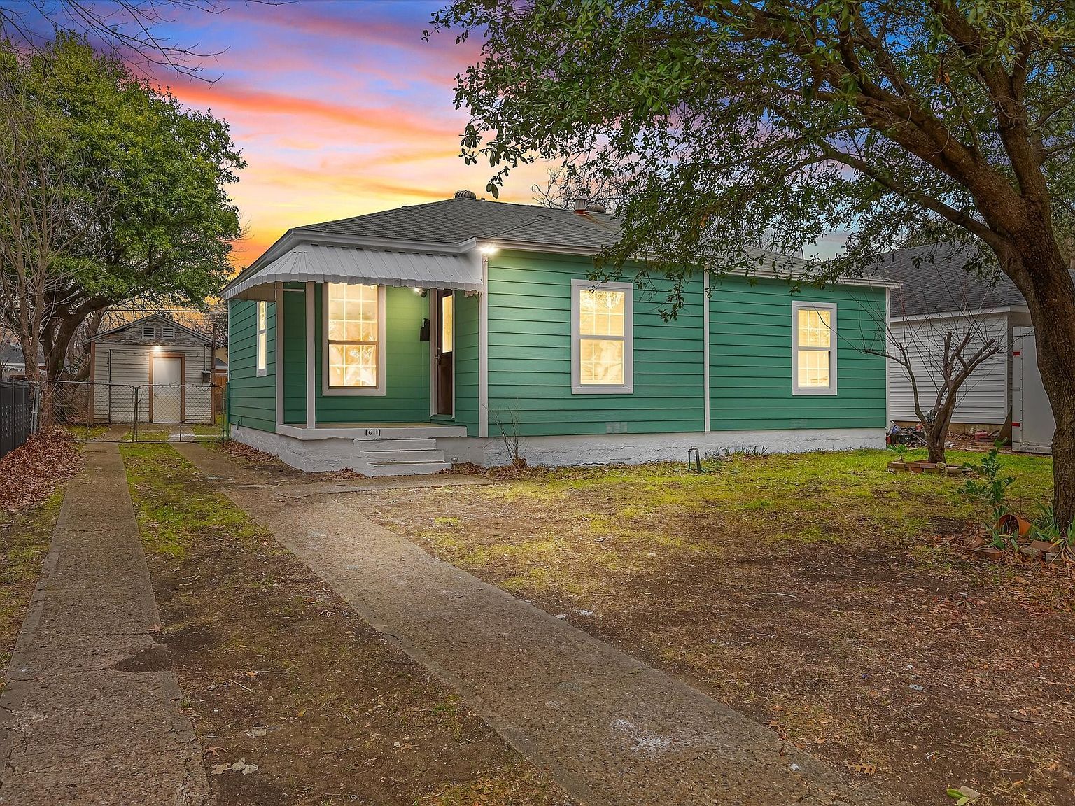 1611 Savoy St Dallas, TX 75224 - Thumbnail 2