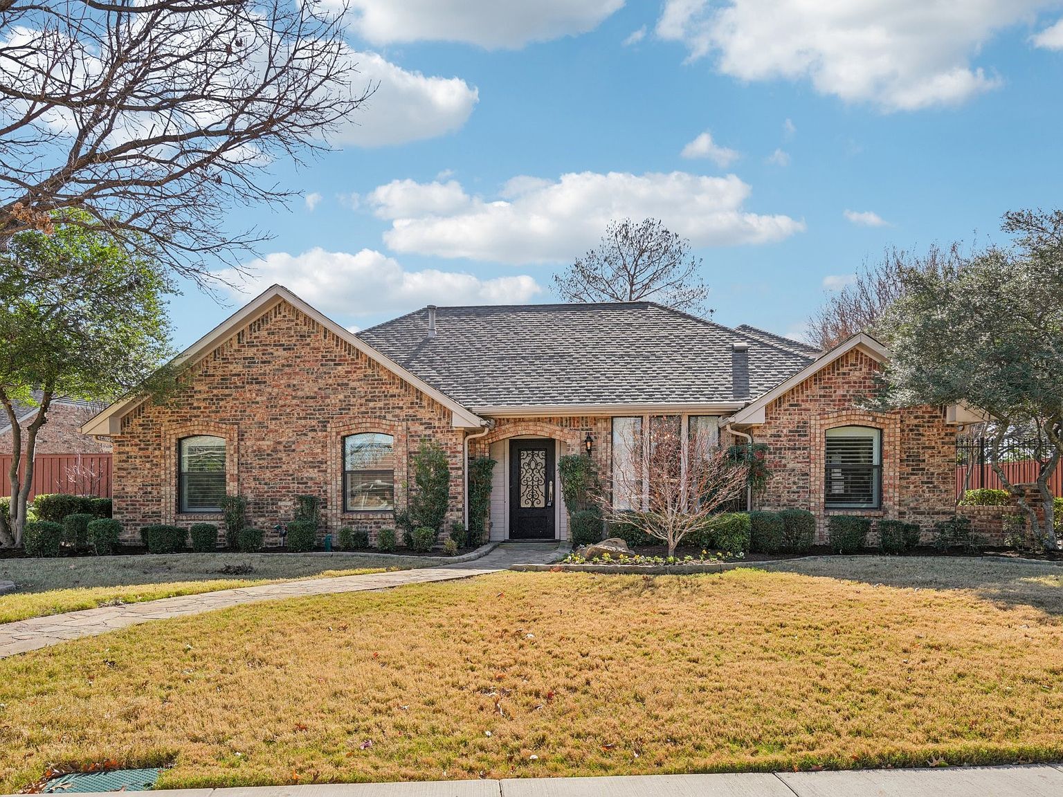 439 Greenridge Dr Coppell, TX 75019 - Thumbnail 2