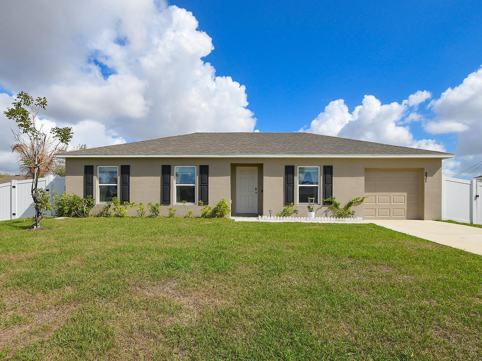 931 SW Sultan Dr Port Saint Lucie, FL 34953  | Single Family