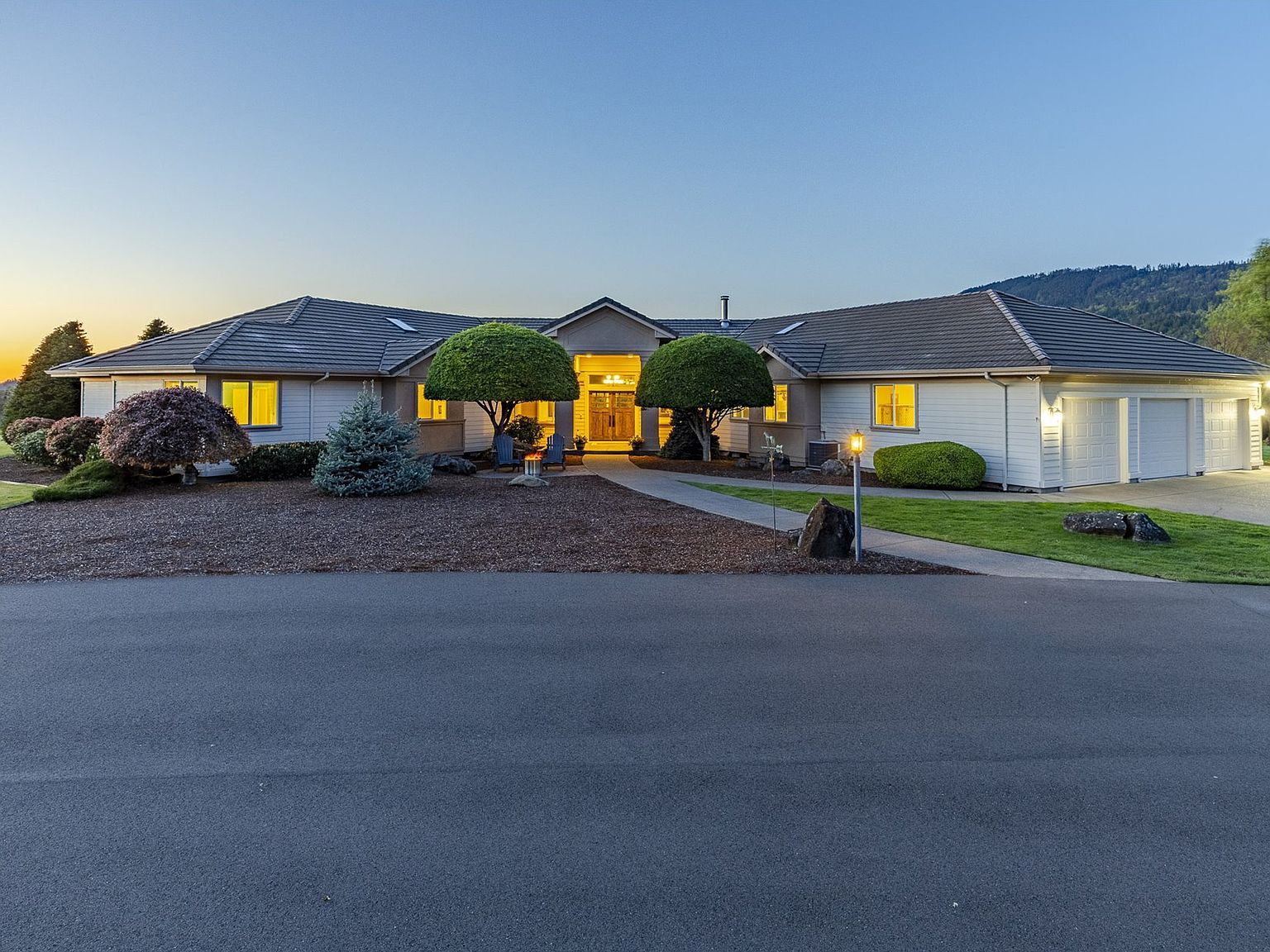 33685 Van Duyn Rd Eugene, OR 97408 | Single Family