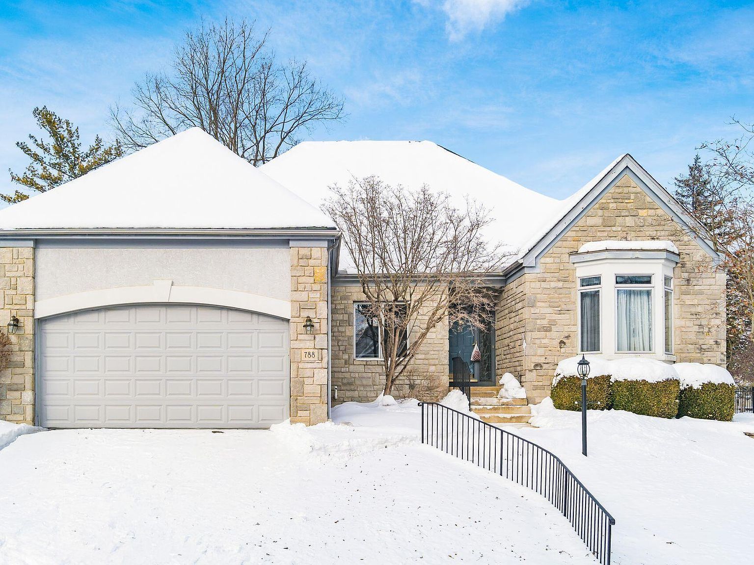 788 Katherines Ridge Ln Columbus, OH 43235 - Thumbnail 2