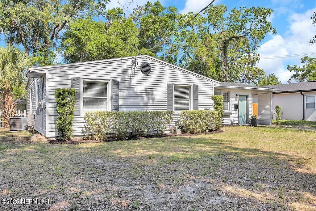 6216 E Fordham Cir Jacksonville, FL 32217 - Thumbnail 2