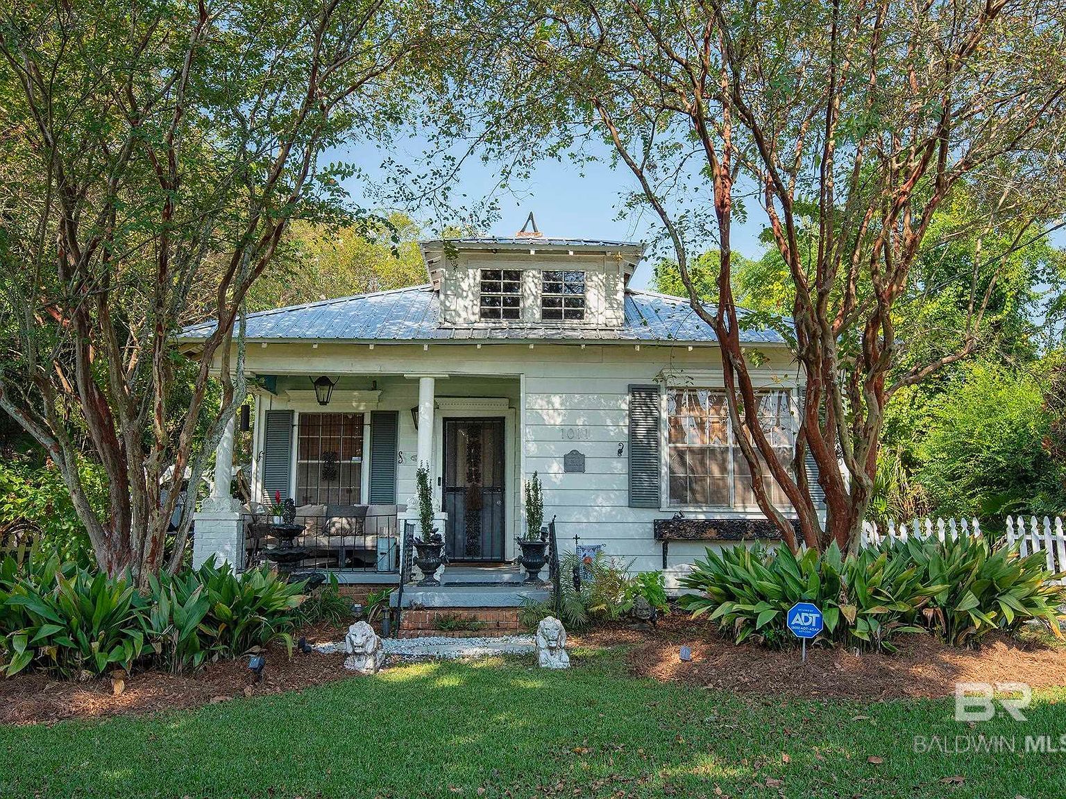 1011 Main St Daphne, AL 36526 - Thumbnail 2