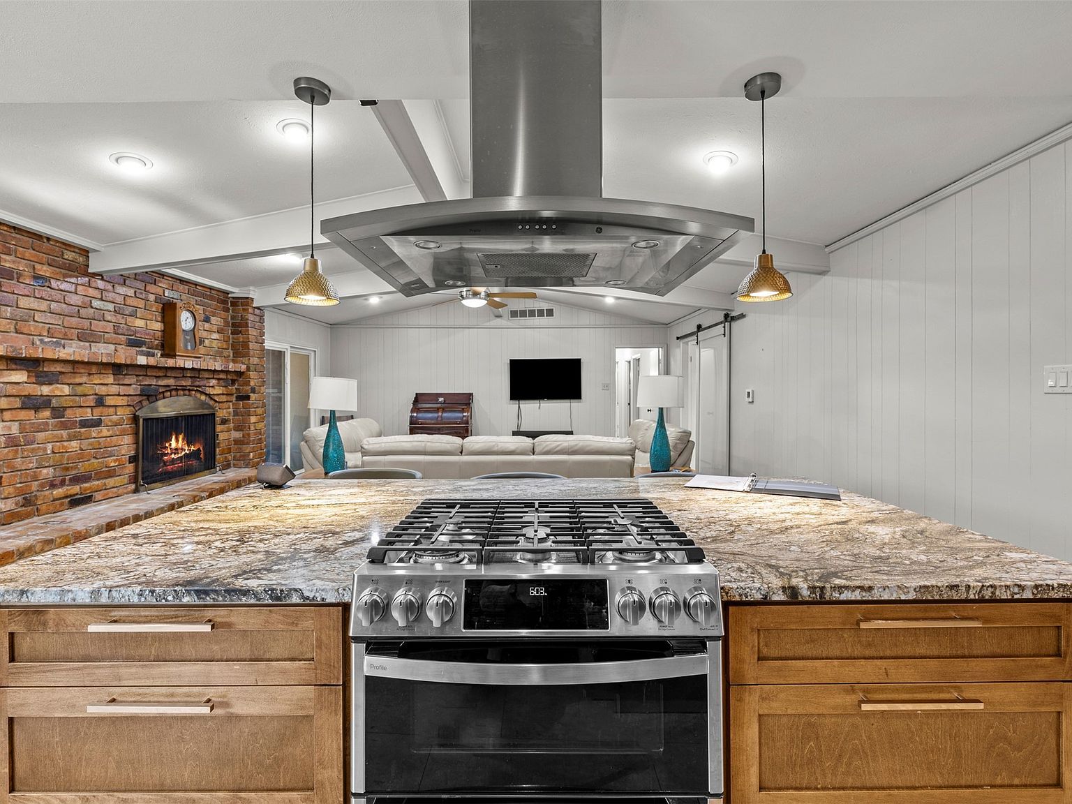 10916 Ferndale Rd Dallas, TX 75238  | Single Family