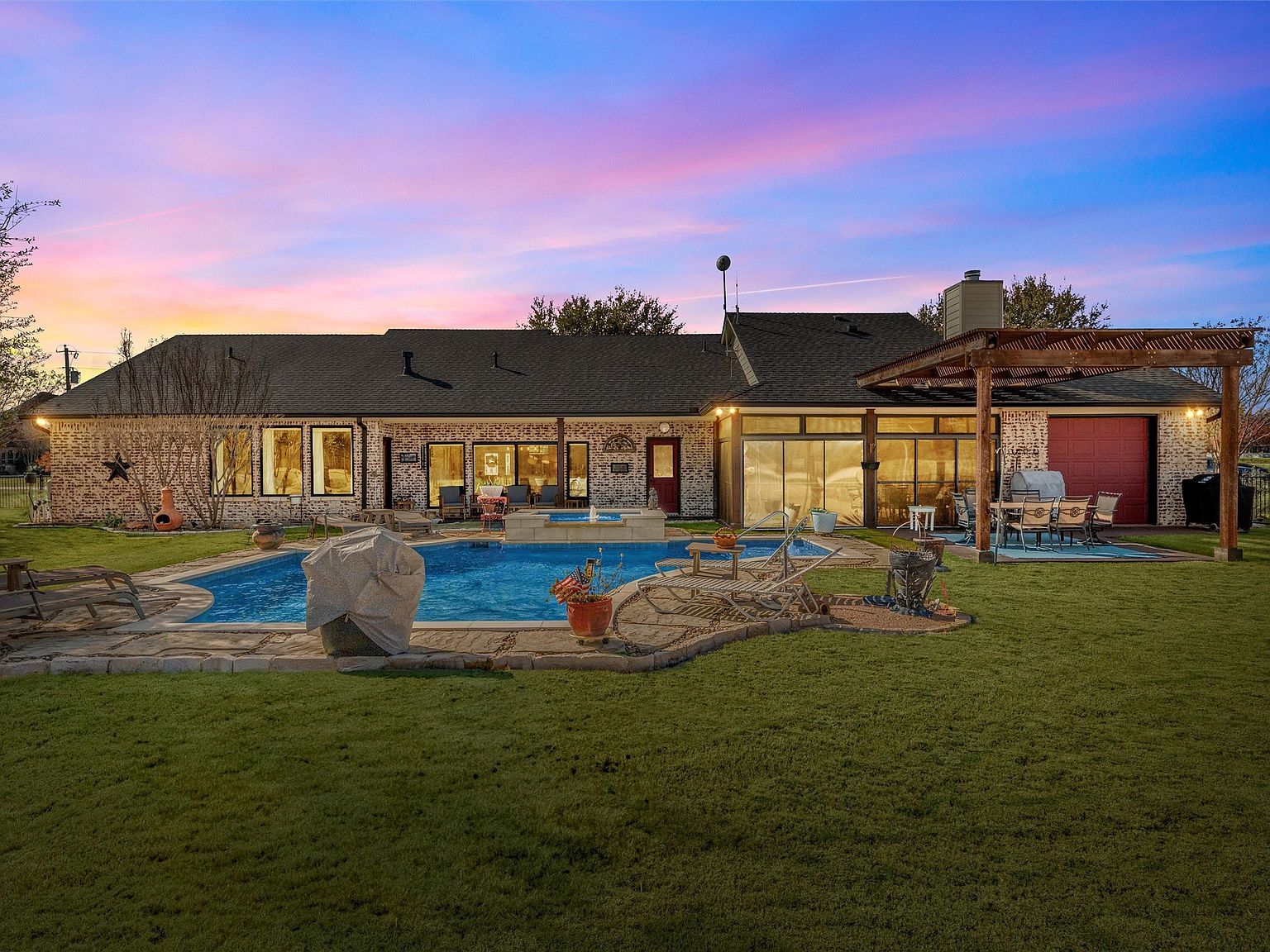 22074 Shady Grove Ct Whitney, TX 76692 - Thumbnail 2